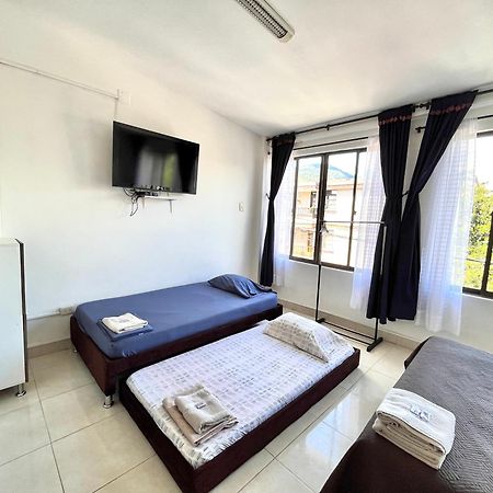 Apartaestudio Centro Pereira Un Solo Ambiente Exteriör bild