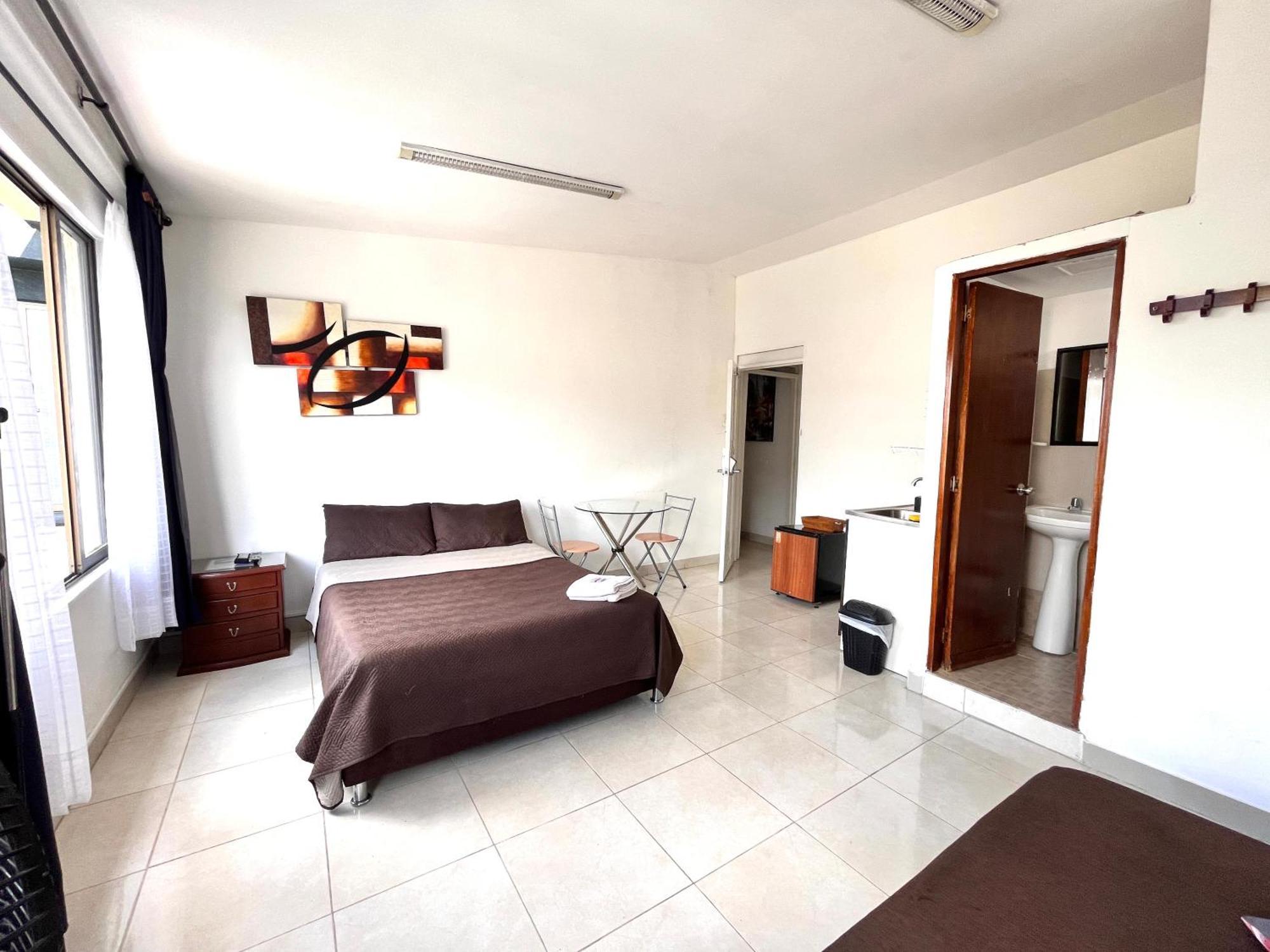 Apartaestudio Centro Pereira Un Solo Ambiente Exteriör bild